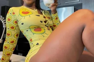 Anal🍑 BBJ NO CONDOM👅 Deep throat 🍆🔥 Massages💆All positions💋No Game😈 NO POLICE👮No outcall ❌ - Image 3